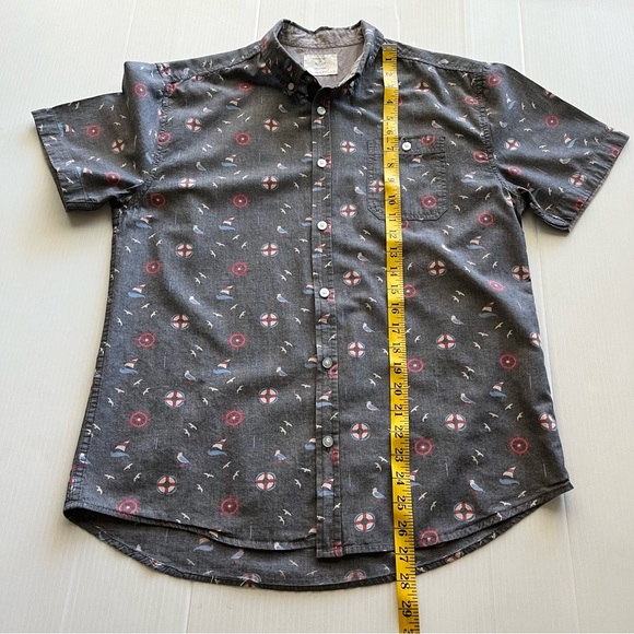 Artistry in Motion Button Down Short Sleeve Shirt Gray Nautical Size Medium - Picture 9 of 9